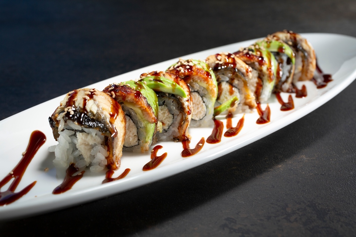what is a dragon roll